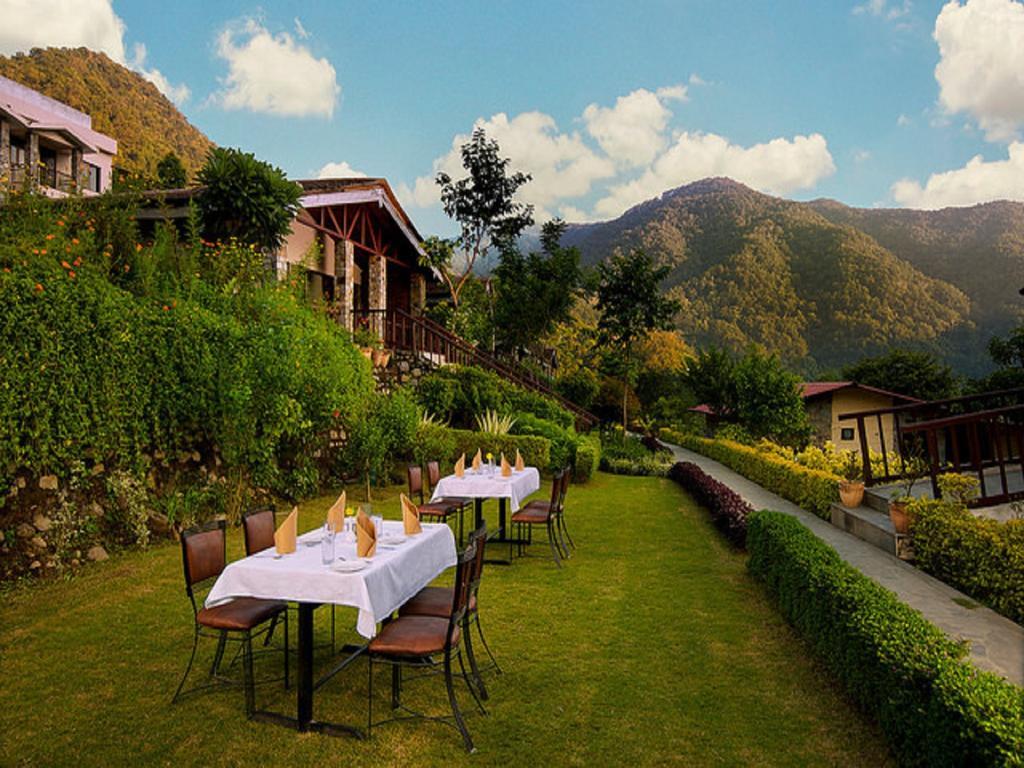 Sterling Corbett Hotel Garjia Buitenkant foto