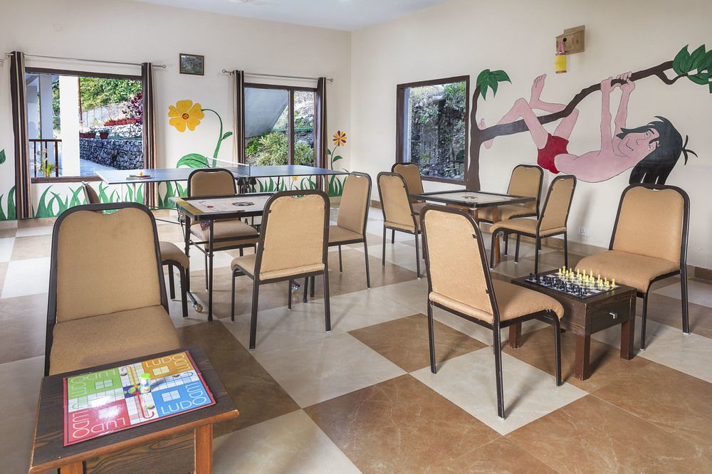 Sterling Corbett Hotel Garjia Buitenkant foto